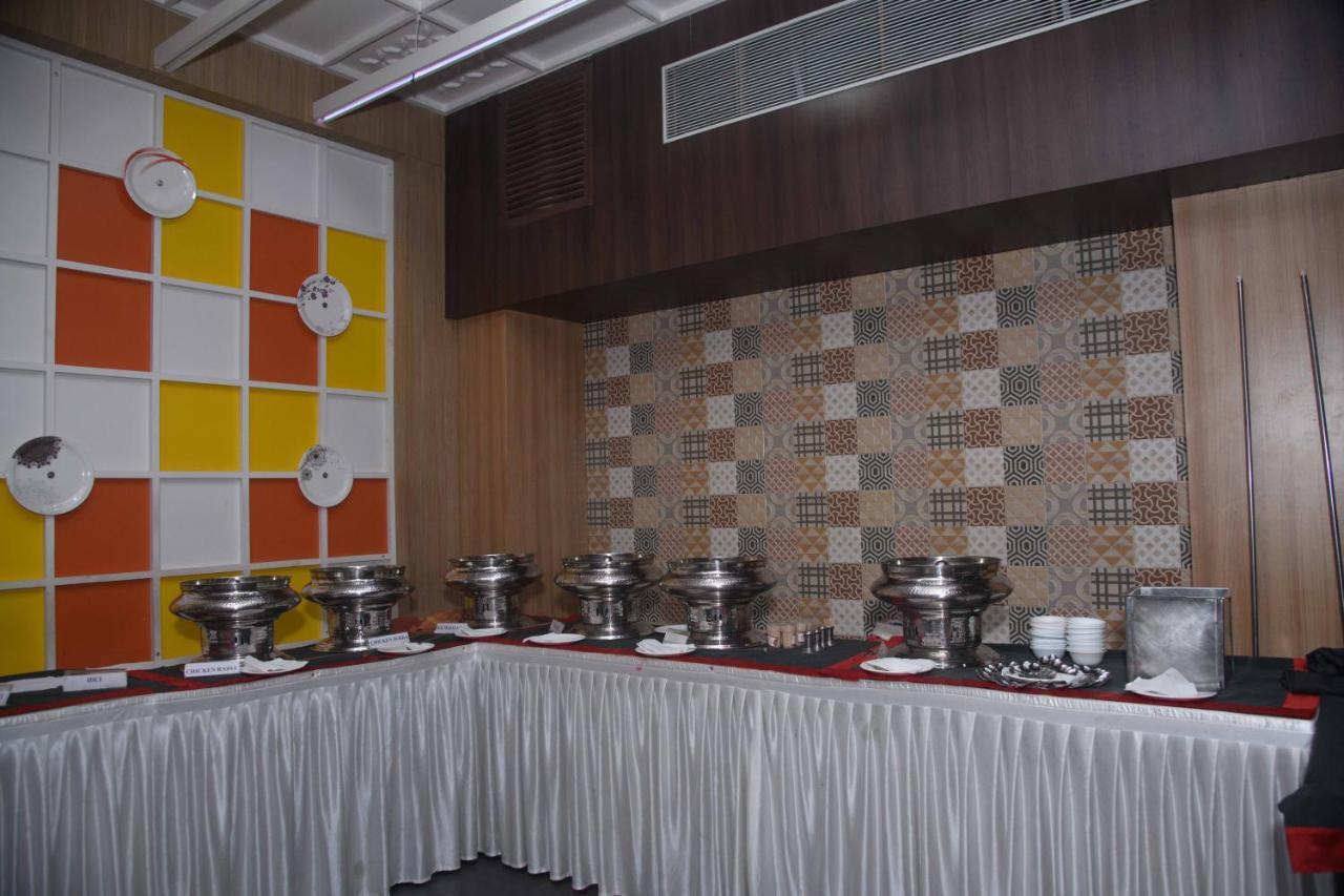 Nimantran Hotel Navi Mumbai Exterior foto