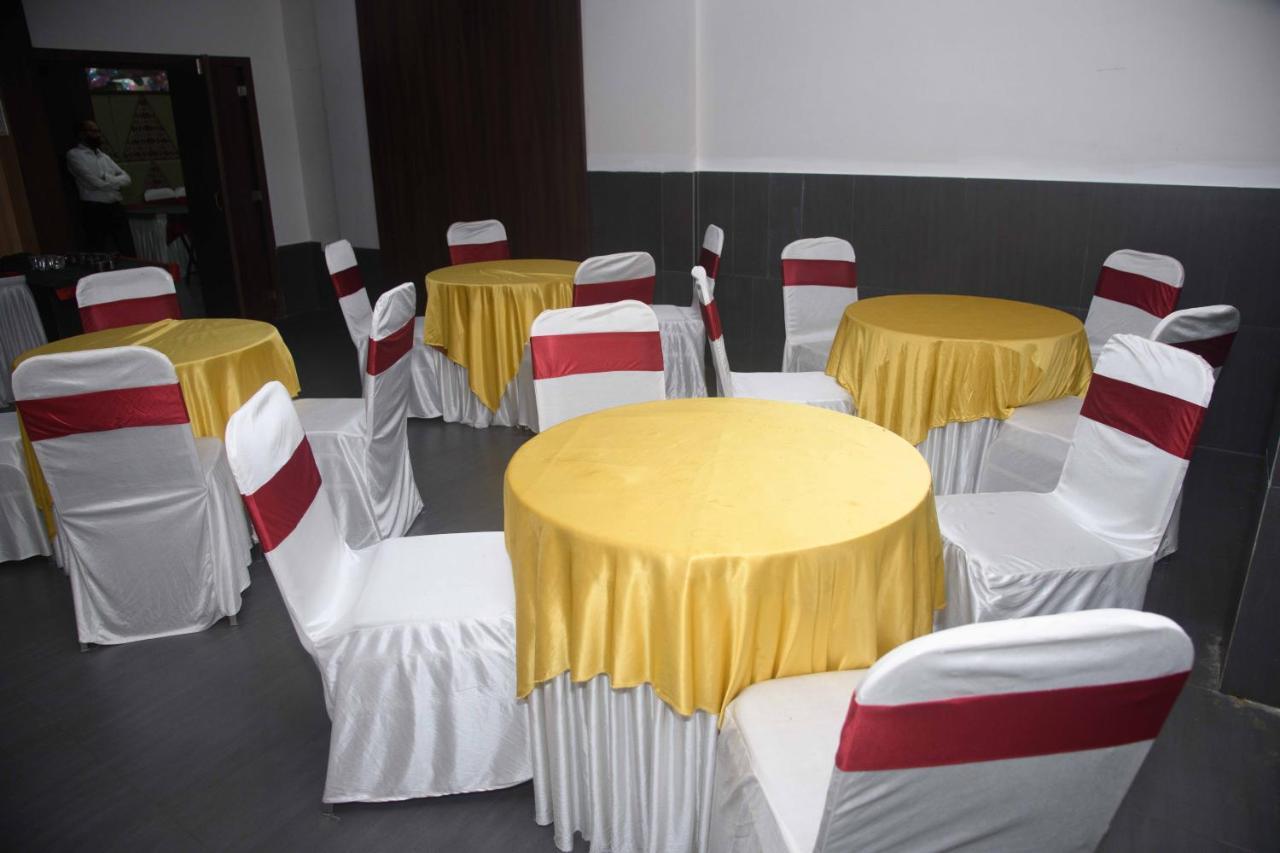 Nimantran Hotel Navi Mumbai Exterior foto